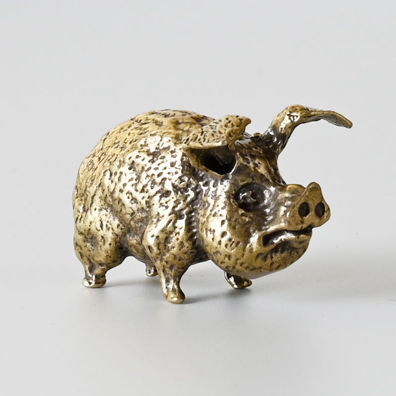 Ornamentos Pequenos de Porco e - Office Furniture Loft avaliação e preço